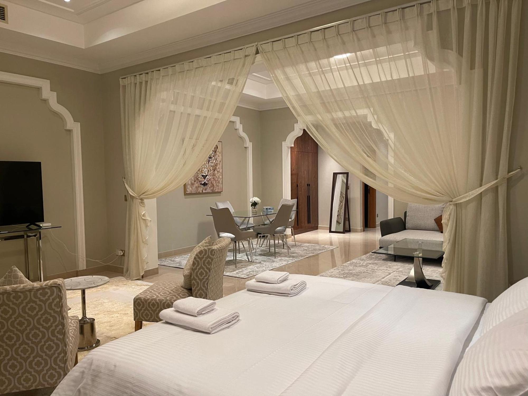 Private Suites Al Hamra Palace At Golf & Sea Resort Ρας Αλ Χαιμά Δωμάτιο φωτογραφία